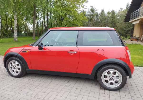 MINI ONE cena 9900 przebieg: 220000, rok produkcji 2002 z Dzierzgoń małe 704